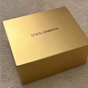 Dolce & Gabbana gold box